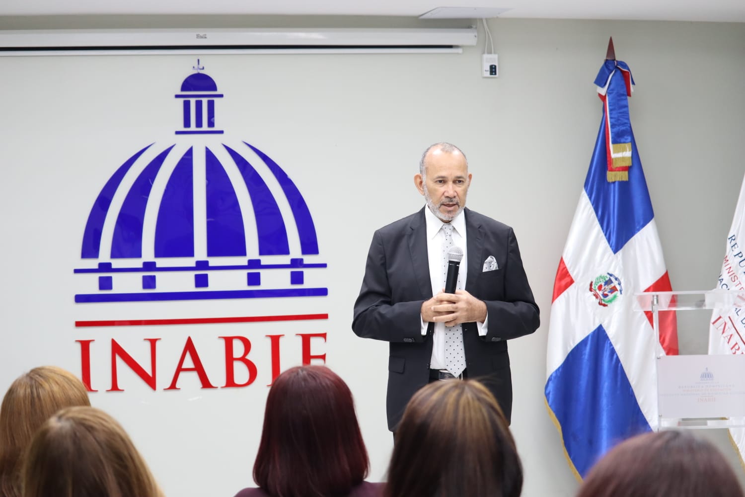 INABIE sigue avanzando plan para descentralizar operaciones con instalación de oficinas regionales